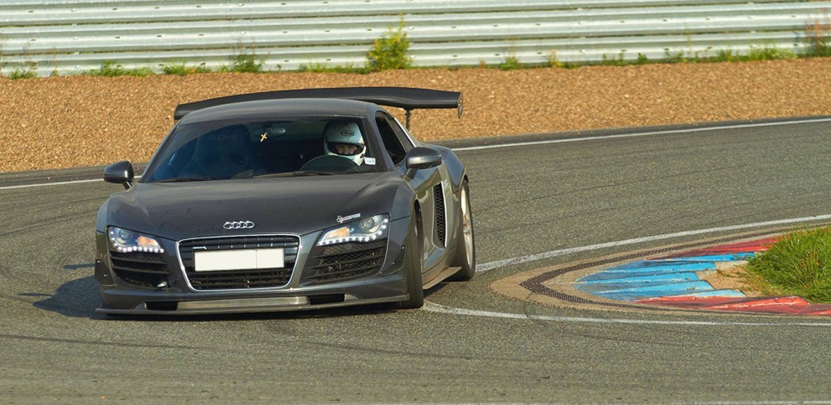 raceport moscow audi r8 autosport
